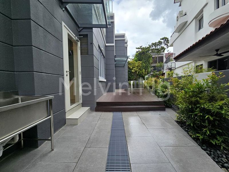 7 Bed Bungalow (Landed) for Sale in  Lorong K Telok Kurau - Image 7